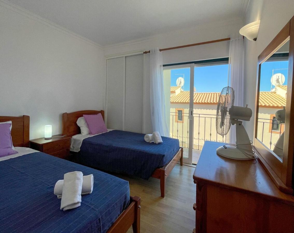 Moradia T3 Aguia Marina, Com Piscina E Bbq Villa Албуфейра Екстериор снимка